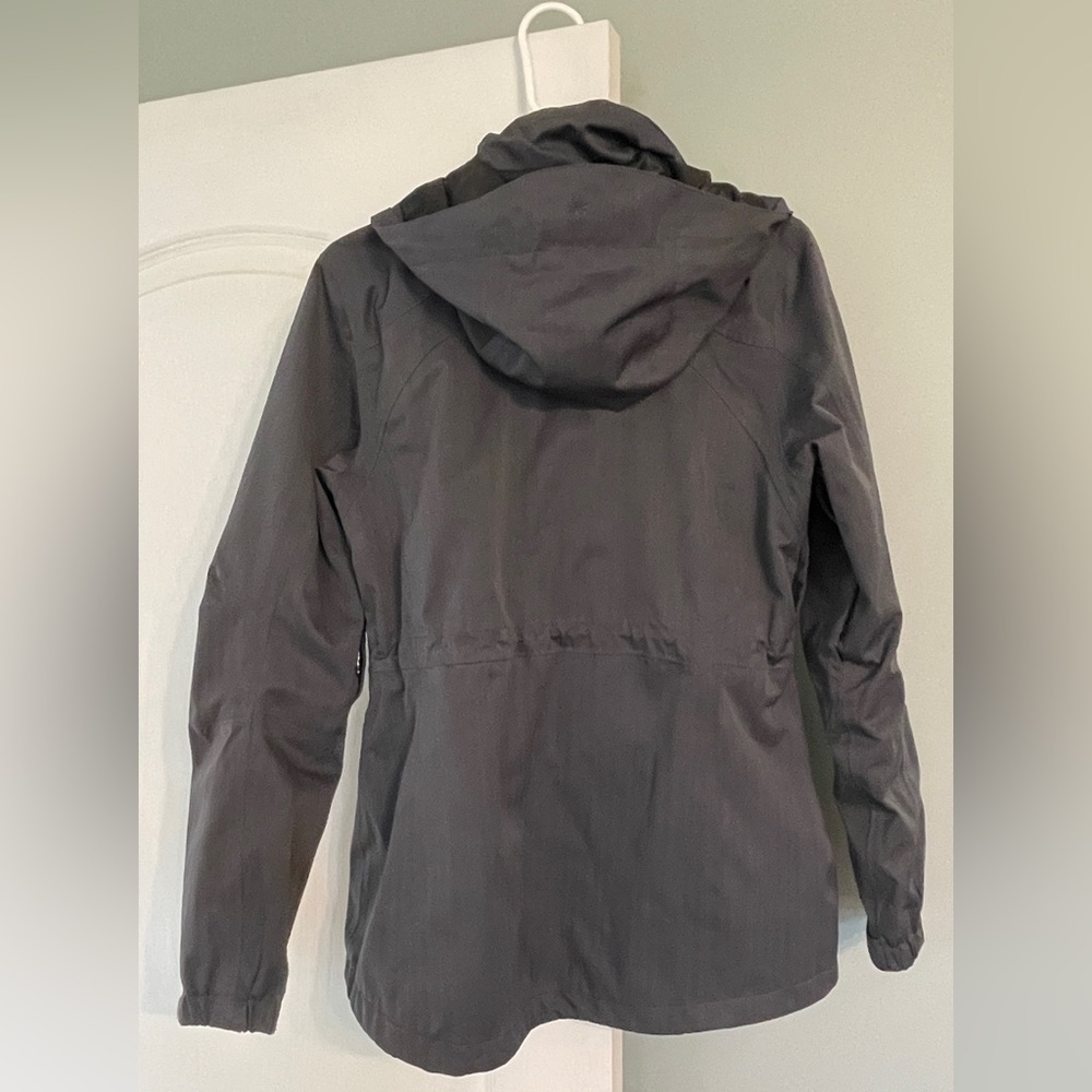 Athleta gray rain jacket. Perfection! - Picture 2 of 12